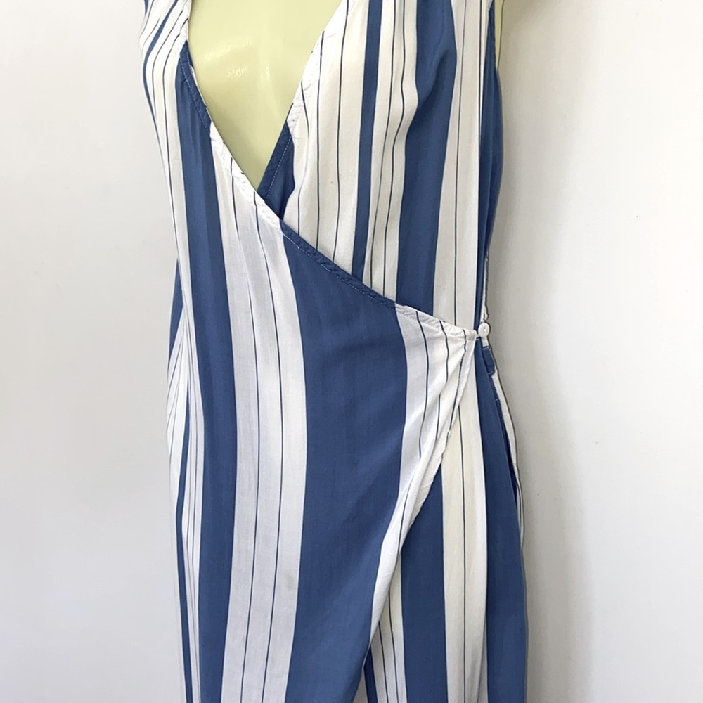 Faithfull the Brand Blue and White Wrap Dress NWOT Sz Sm - Picture 3 of 7